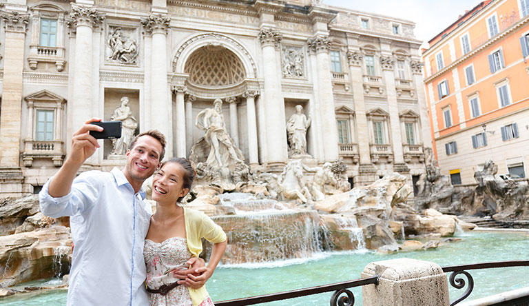 Impeccable Italy - Couple Ejoying In Venice Italy